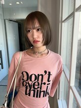 ブリーチなしダブルカラーでolive×ザクザク切り込んだ顔まわりレイヤーでbobのスタイリングも楽しく