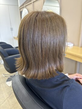 エイトオロク 那覇小禄店(EIGHT oroku) オリーブカラー