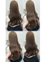 リズ(Lizz)&nbsp;ブリーチなしダブルカラーで叶う◎透明感ベージュ