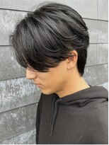 ヒュイル バイ ニアウ(Hwyl by Niau)&nbsp;MEN’S HAIR/サーフカール/刈り上げセンターパート/伊勢崎