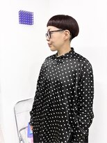 イラカ(elaka)&nbsp;ボルドーカラー×刈り上げマッシュ