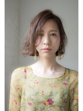 ガーランド (Garland) [Garland/表参道]☆エアリーな質感フェミニンボブ☆