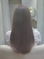 アンド ラ ブランシュ(&.La Blanche)&nbsp;ホワイトベージュ/グレージュ/マロンベージュ/かき上げ/髪質改善