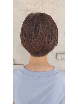 ヴィサージュファイン(VISAGE fine) 大人女子ハンサムショート