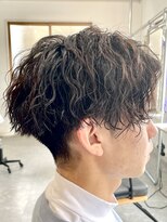 フゥ 宇都宮(FeU) センターパートツイストスパイラルパーマ 波巻きスパイラル