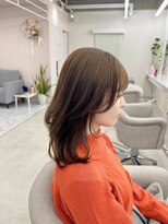 エレラビューティー(ELERA beauty) 艶髪◇オリーブブラウン/レイヤーミディ