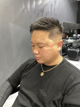 アローズ 久留米店(arose) メンズフェードカット