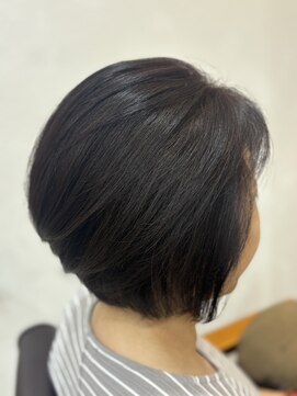 リベーヌプラス 30代40代50代60代　小顔ショートボブ 丸みショートカット　1A