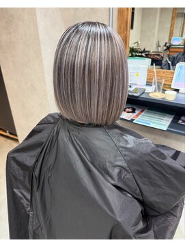 サニー 渋谷(SUNNY) バレイヤージュ、ハイライト、レイヤーロング、グレーベージュ