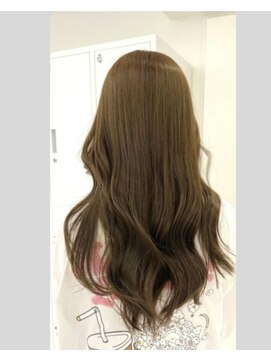 ニューカマー バイ ヘッドライト シブヤ(NEW COMER by HEADLIGHT shibuya) 赤味消しオリーブベージュ