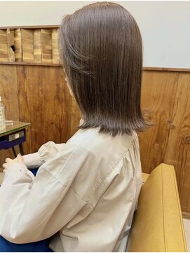 キラーナセンダイ(KiRANA SENDAI) 外ハネ×アッシュグレージュ