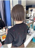 切りっぱなしボブ/ブリーチなし/グレージュ