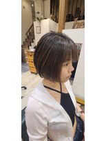 ヘアーズ ロッソ(hair's ROSSO)&nbsp;ミニボブ×大人ハイライト  [30代40代50代60代]