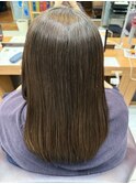 ツヤツヤストレートヘア