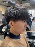 シャドウパーマ　無造作　メンズ30代　パーマ　ツーブロック