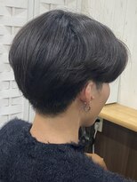 ルーツ(Roots)&nbsp;センターパートの毛流れ縮毛矯正