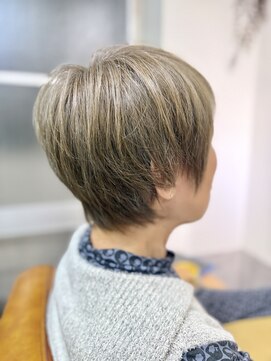 ポタム 東中野(potamu) ブリーチ無しのマットベージュ白髪ぼかし
