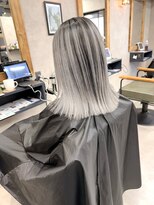 サニー 渋谷(SUNNY)&nbsp;バレイヤージュ、ハイライト、切りっぱなしボブ、ケアブリーチ