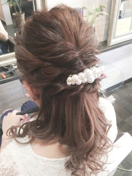 ロワローズ(Roi rose) ☆Roirose☆ハーフアップスタイル☆日高