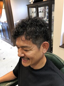 バーバー アカダマ クリクリパーマ