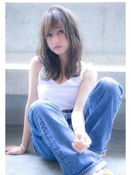 エイミー(Aimee) Aimee町田 シアーグレージュ×ニュアンスカール