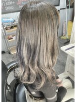 ポプラの木&nbsp;ブリーチオンカラー