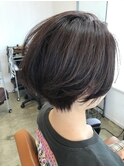 ゆるやかスッキリショートボブ