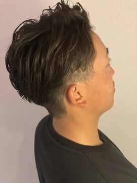 ヒロギンザ 銀座本店(HIRO GINZA) 7.3バックスタイル