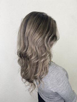 リアル(REAL) shadow roots×grayge