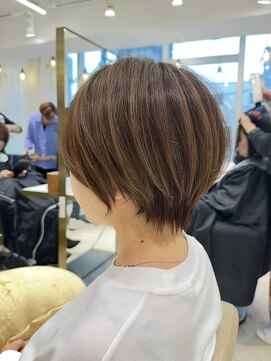 アンド ストーリーズ(&STORIES) ショートボブ髪型30代40代50代前髪あり前髪なし面長丸顔【倉田】