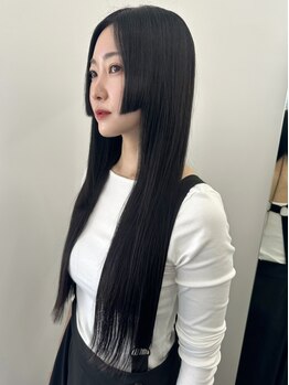 ソーンズ ヨイク(thorns YOIKU)の写真/ただ真っ直ぐなだけじゃなく、毛先のニュアンスを楽しめるスタイルも可能◎髪のクセや広がりをしっかり改善
