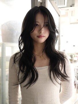 ノラ シブヤ(NORA) ハッシュカット ウルフカット レイヤーカット