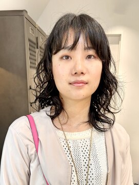 ナループロアツム(Nalu pu loa Tsum) ミディアムパーマ/外国人風パーマ/ナチュラルパーマ