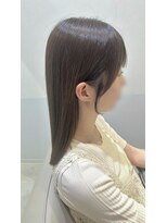 エレノア 枚方(Eleanor)&nbsp;サイドバングに後れ毛@飛鳥