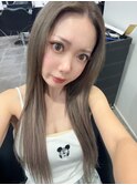 ラベンダーグレージュ×ストレートエクステ