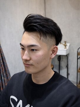 ジ オブスキュア(THE OBSCURE) フェード × アップバングショート