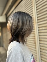 エリン バイ リル ヘアー 本陣(eLin by LiL hair)&nbsp;シルバー×ウルフで魅せるアンブレラダブルカラー