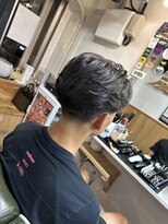 グッドラックバーバーハナレ 吉祥寺&nbsp;センターパート[バーバー/吉祥寺/スキンフェード／メンズ］
