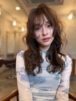 ソレル 用賀(sorel) たっぷりレイヤーに柔らかなウェーブを重ねたロングパーマヘア