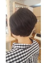 マシュリー(Mashuly) 美しい丸みのショート