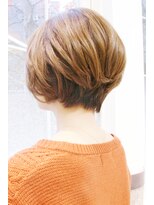 ラグエル(RAGUEL) 30代40代の丸みショートボブ