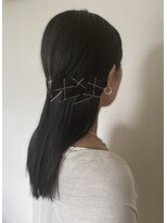 ムフフ(MUFUFU)&nbsp;シンプル仕上げのヘアアレンジ
