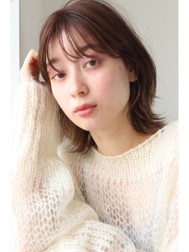 エクリ 麻布十番(equri) 外ハネくびれボブ　20代30代40代　アースカラー