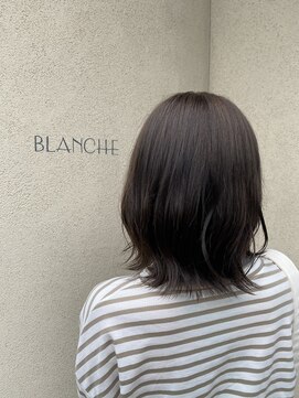 ブランシェ ヘアデザイン(BLANCHE hair design) 暗めグレージュ×外ハネ