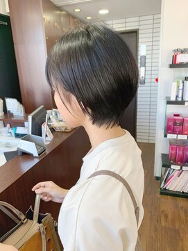 レイラバイアフロート 吉祥寺(Lila by afloat) 【畑中正敏】20代30代40代◎小顔丸みくびれショート、ボブ