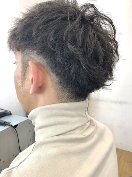 コワファースト 別府 縦巻き強パーマ