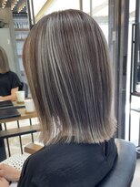 イキプラスディードットログ 大和八木駅前店(ikii+D.Log) “ボブでも重たく見えない”ナチュラルハイライト