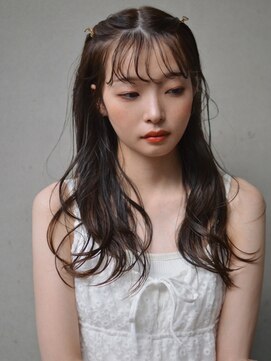 シーン(SCENE) ハーフツイン　シースルーバング　ヘアアレンジ【天神/今泉】