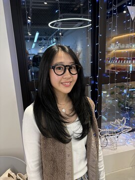 シダ(sida SAIIN) 【藤原】韓国風レイヤーカット大人気！