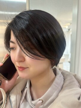 ラウレア(LAULEA) インナーカラー/小顔カット/ショートカット/ショートヘア/カラー